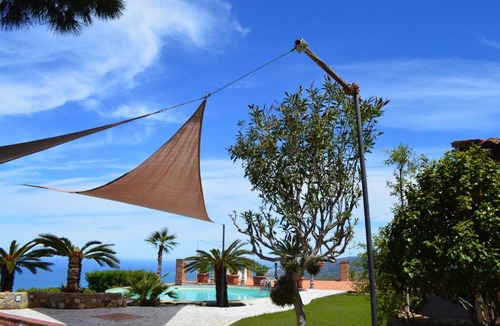 Spadafora Bed & Breakfast | Villa Quiete