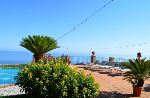 Spadafora Bed & Breakfast | Villa Quiete