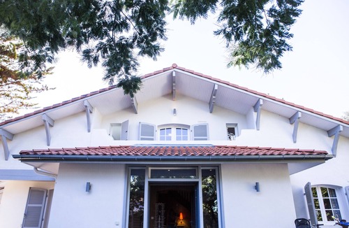 Les Estagnots Villa | VILLA SECRETE 10 pers plage des estagnots and lac d'hossegor within walking distance
