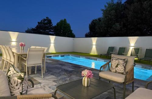 Artigues-pres-Bordeaux Villa | Villa Shaina with pool for 6 people