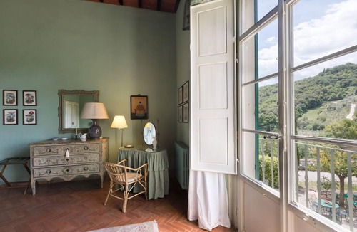 Bucine Villa | Villa Soldani - Sixteen Bedroom Villa, Sleeps 33