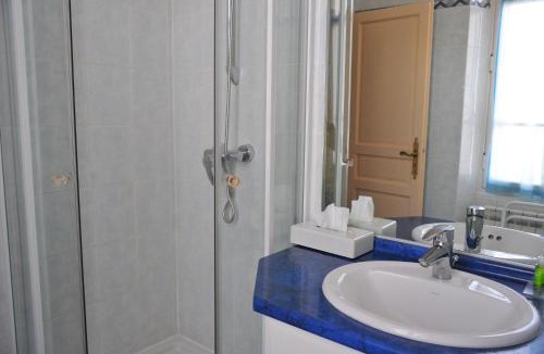 Vielle-Chapelle Bed & Breakfast | Villa Valflor chambres d'hôtes et appartements