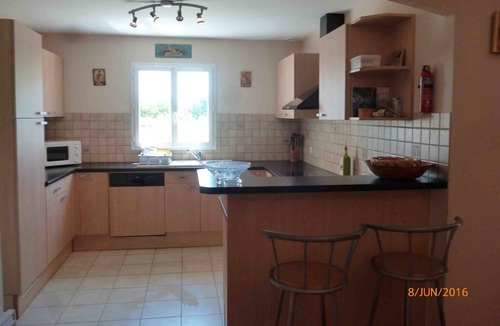 Mortagne-sur-Gironde Villa | Villa With Heated Private Pool