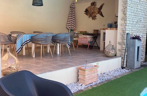 Saint-Palais-sur-Mer House | Villa with heated pool 100 meters plage du platin