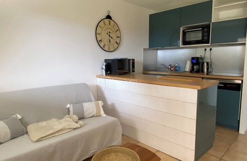 Saint-Palais-sur-Mer Villa | Villa with communal pool in St palais sur mer