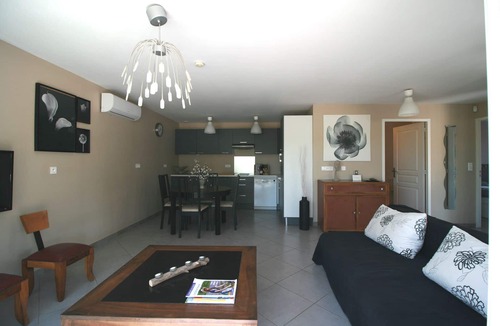 Mazan House | Villa with private pool in the countryside near the village