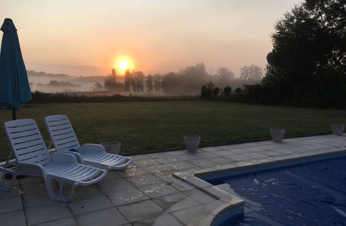 Saint-Antoine-Cumond House | Village location, private pool close to Aubetterre sur Dronne
