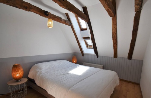 Cenac-et-Saint-Julien House | Village house with terrace and littled fenced garden close to Domme