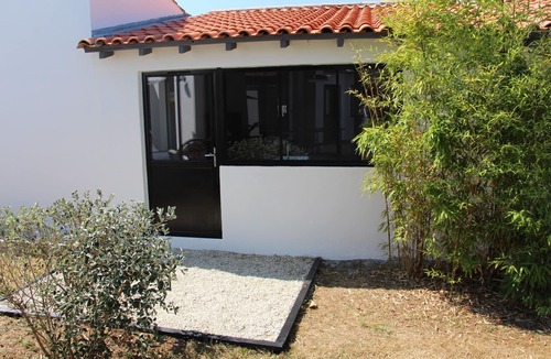 Les Portes-en-Re House | Village house, bright and full of charm