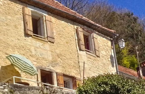 Saint-Capraise-de-Lalinde House | Village house overlooks valley
