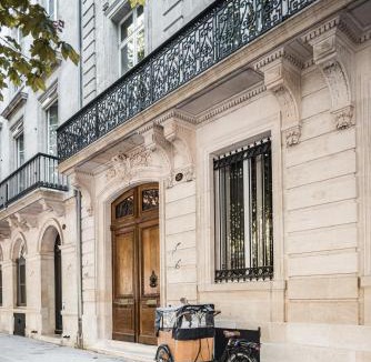 Hotel de Ville - Quinconces Hotel | Villas Foch Boutique Hotel & Spa Bordeaux
