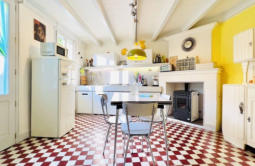 Saint-Fort-sur-Gironde House | Vintage Guesthouse: 85m2 on for 4 people.