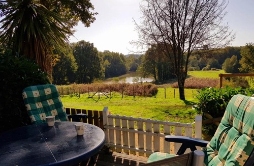 Champs-Romain House | Vue du Lac - Vakantiehuis op een kasteelcamping met zwembad