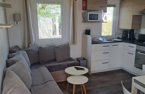 Les Mathes House | Warm MobileHome at La Palmyre