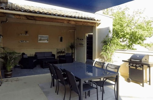 Chateauneuf-du-Pape Apartment | Welcome to La Voile Bleue! Apartment for up to 6 people