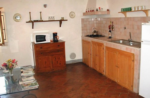 San Donato a Livizzano Apartment | Winery, holiday complex in Montespertoli with A/C, Wi-Fi, swimming pool. P6