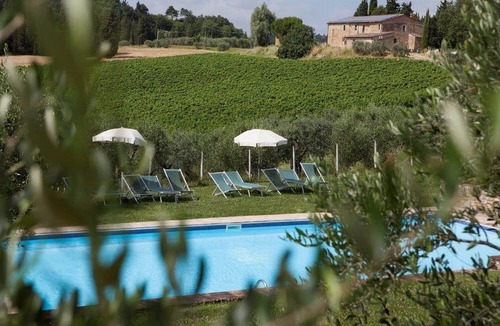 San Donato a Livizzano Apartment | Winery, holiday complex in Montespertoli with A/C, Wi-Fi, swimming pool. P6