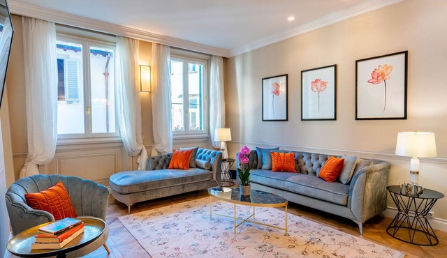 Fantastic 3 bd apartment in the heart of Florence.Via della Spada
