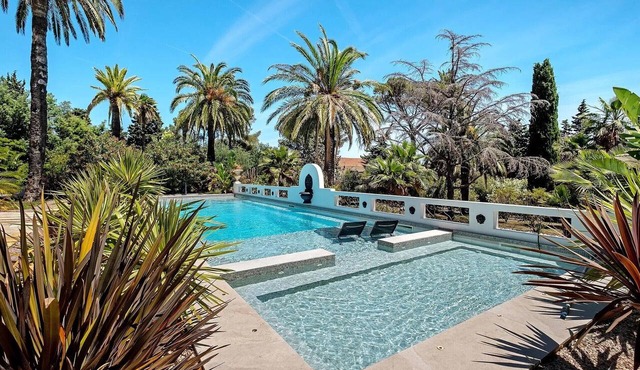 Studio Apartment 'Le Sémaphore' with Shared Pool, Wi-Fi and Air Conditioning