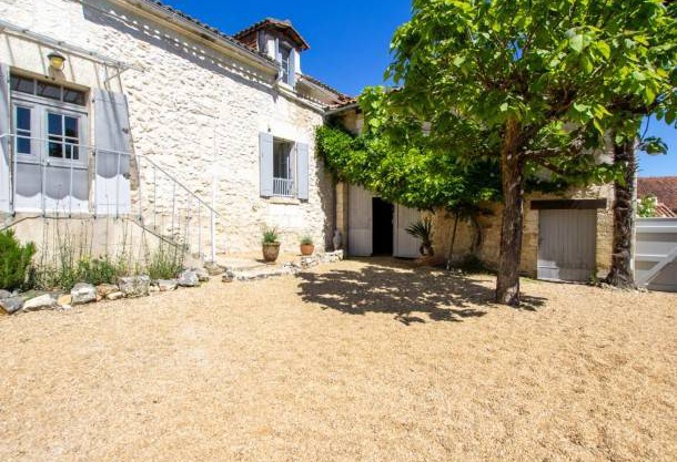 140 m² House ∙ 3 bedrooms ∙ 6 guests