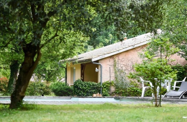 3 bedroom Villa, sleeps 7 in Vensac with Pool and WiFi