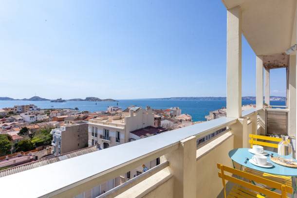 90 m² Apartment ∙ 3 bedrooms ∙ 5 guests