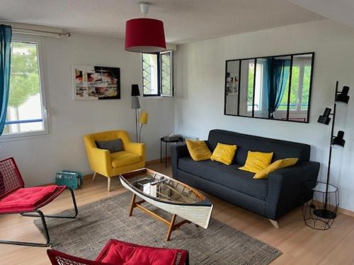 AGREABLE T3 AU CENTRE DU MOULLEAU AVEC WIFI - FR-1-374-161