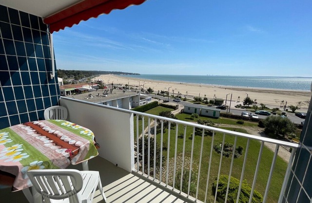 Apartment Saint-Georges-de-Didonne, 2 bedrooms, 6 persons