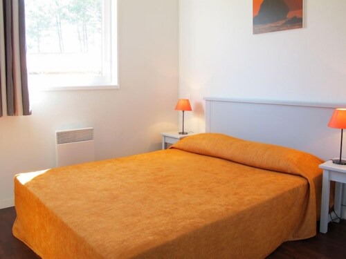 Apartment Le Domaine des Grands Lacs (PNS202) in Parentis en Born - 6 persons, 2 bedrooms
