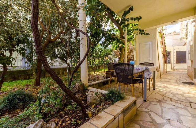 Apartments Vinko (43051-A3) - Trogir