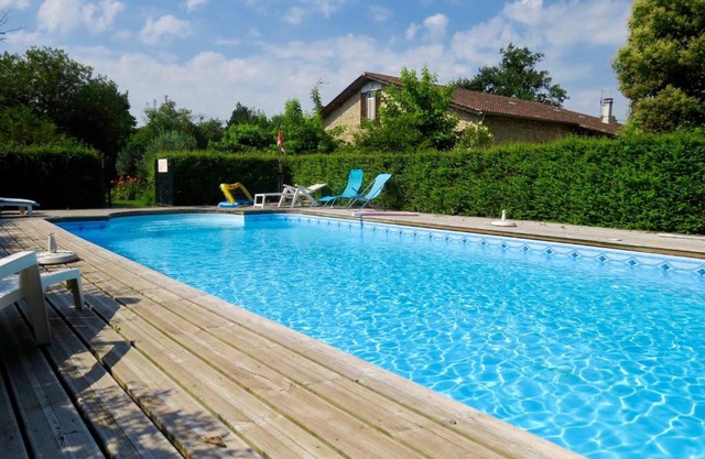 Chambres Piscine Partagee Jardin Amenage Blaignac 