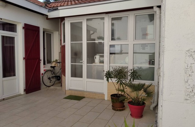 Cozy 2-Bedroom House near Arcachon Center & Beach
