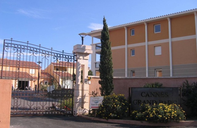 Duplex apartment 6 people Cannes Grand Parc