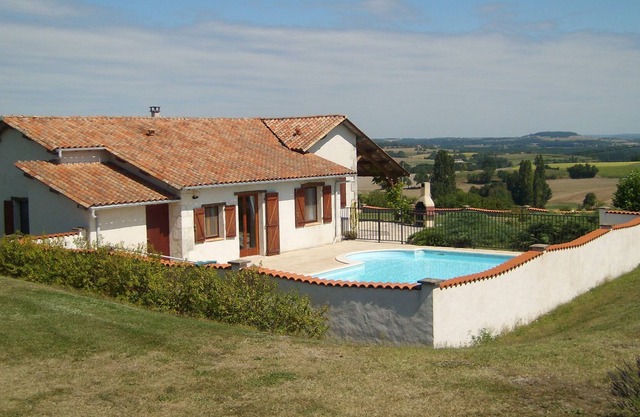 Holiday Hamlet Heated Pools Golf Tennis Creche Mins Beach 