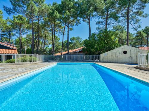 Holiday Home Golf Loisirs-1 by Interhome