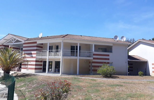 House near the ocean and forest
