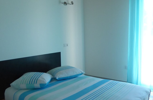 Lodging 2 Gîte Madame CLIMATISE IN THE CALM OF THE GREAT VERSENNES