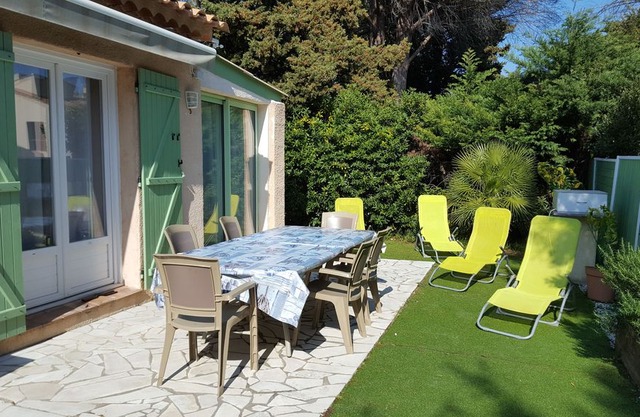 Provencal villa, sea 150 m, swimming pool, 83120 Ste-Maxime Les Issambres