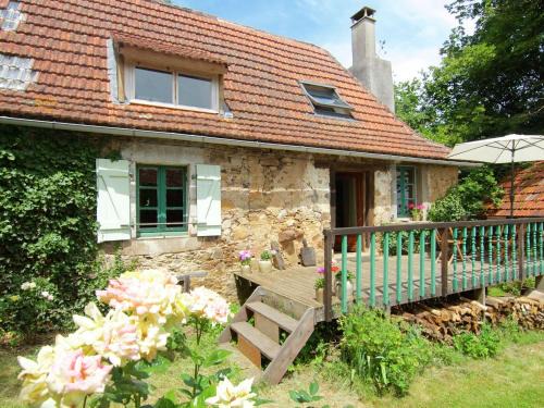 Quaint Cottage in Juillac with Private Garden