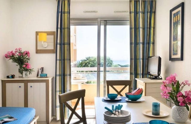 Résidence Pierre & Vacances La Rostagne - Apartment for 6 people - 1 bedroom + 1 sleeping area - Air conditioning