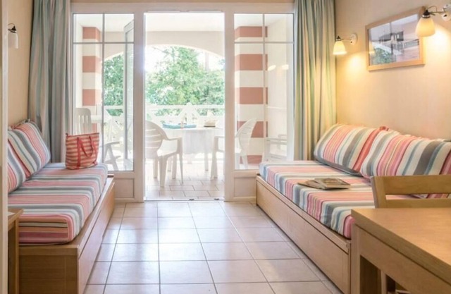Résidence Pierre & Vacances Les Dunes du Médoc*** - Studio for 5 people - 1 sleeping area - Terrace - Garden level