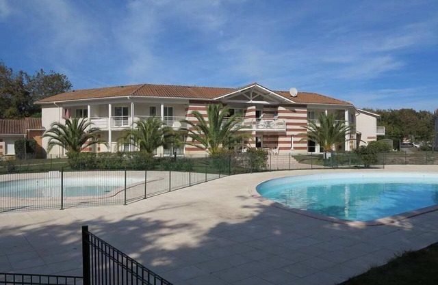 Ref 554 - Duplex house in a 3 star residence