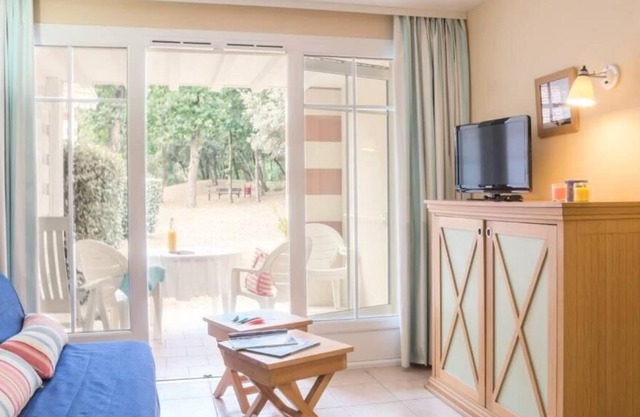 Residence Pierre & Vacances Les Dunes du Médoc*** - Apartment for 4 people - 1 bedroom - Terrace or balcony - South exposure