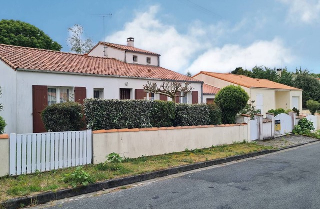 Saint Georges de Didonne - HOUSE with enclosed garden - CLOSE TO SHOPS