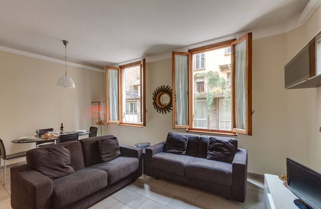 Santo Stefano Apartment