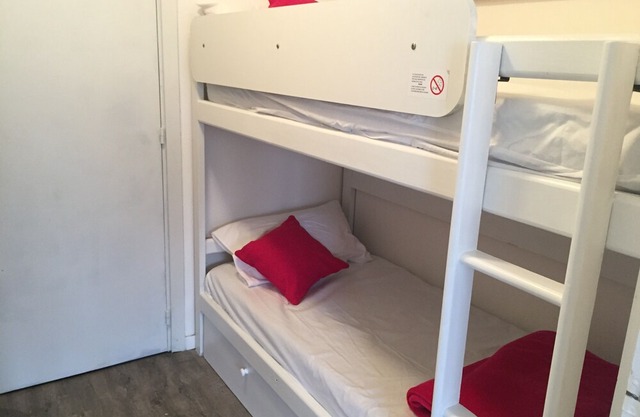 Studio cabin 4 people close to the beach and shops