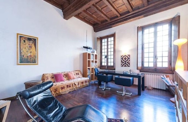 Tornabuoni Apartment