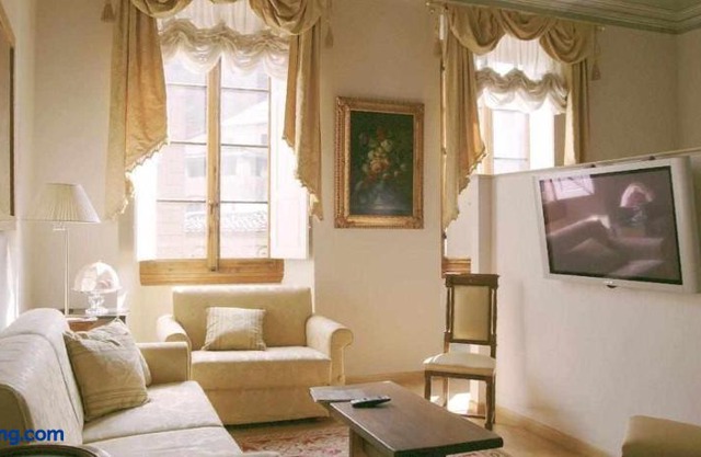Tornabuoni La Petite Suite