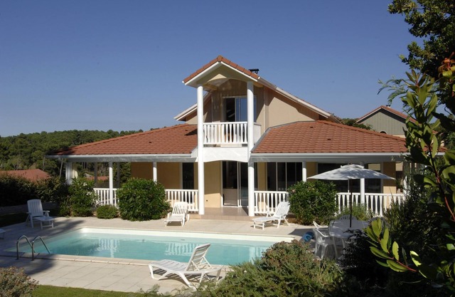 Villa in Aquitaine with Private Pool & Garden