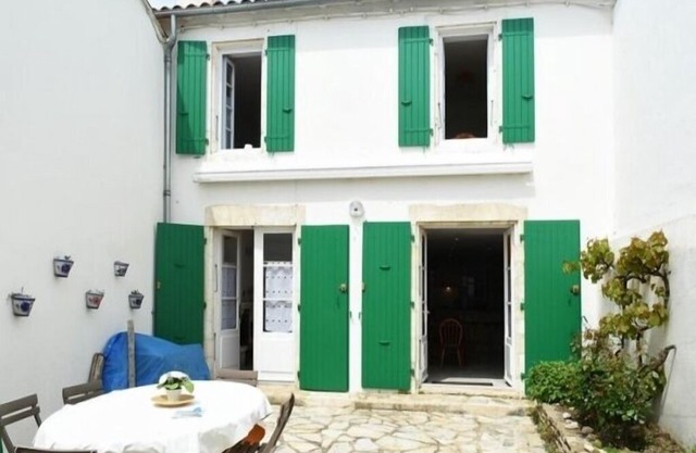 Villa Les Portes-en-Ré, 3 bedrooms, 6 persons